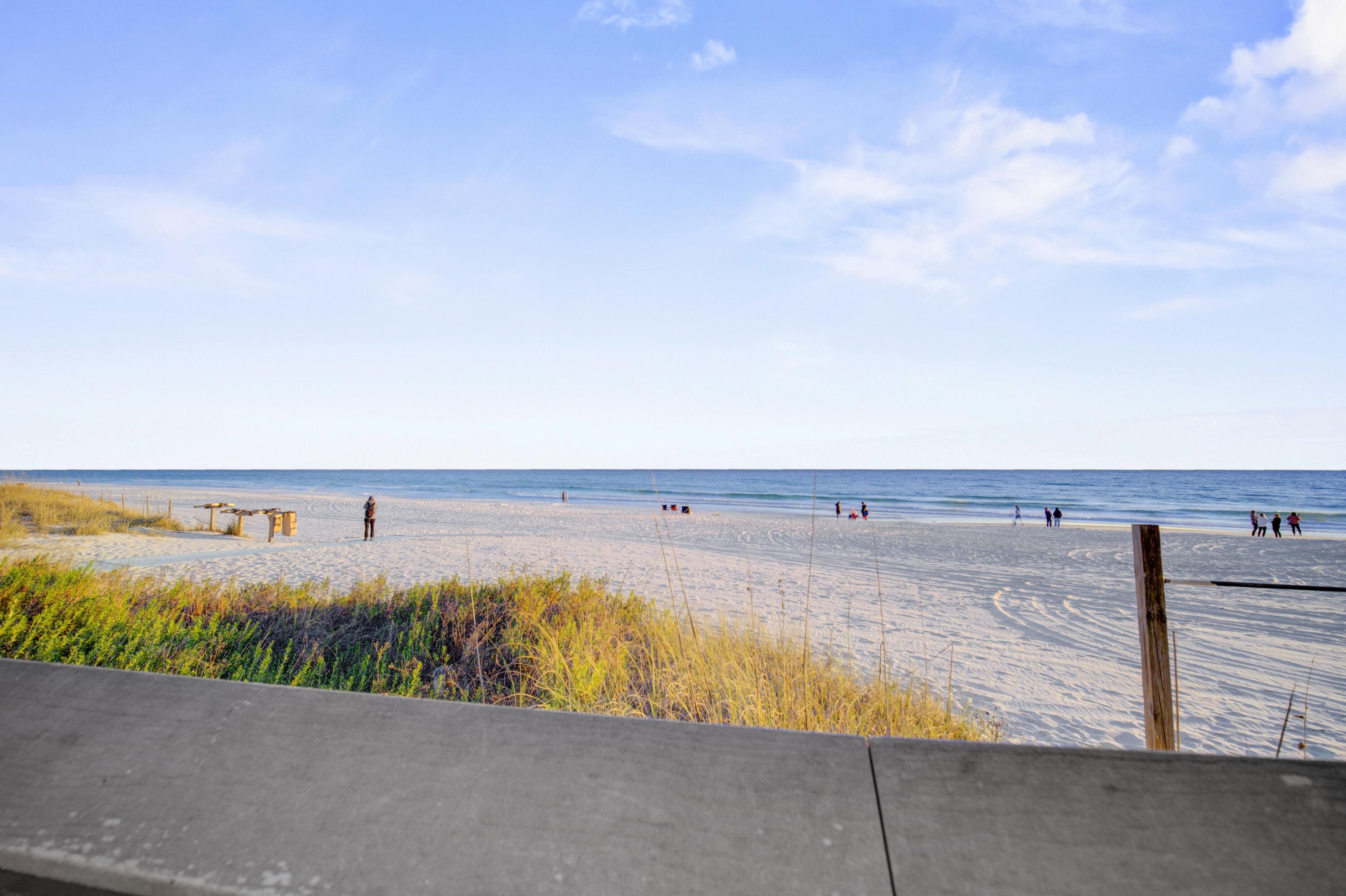 INN AT GULF PLACE - Residential