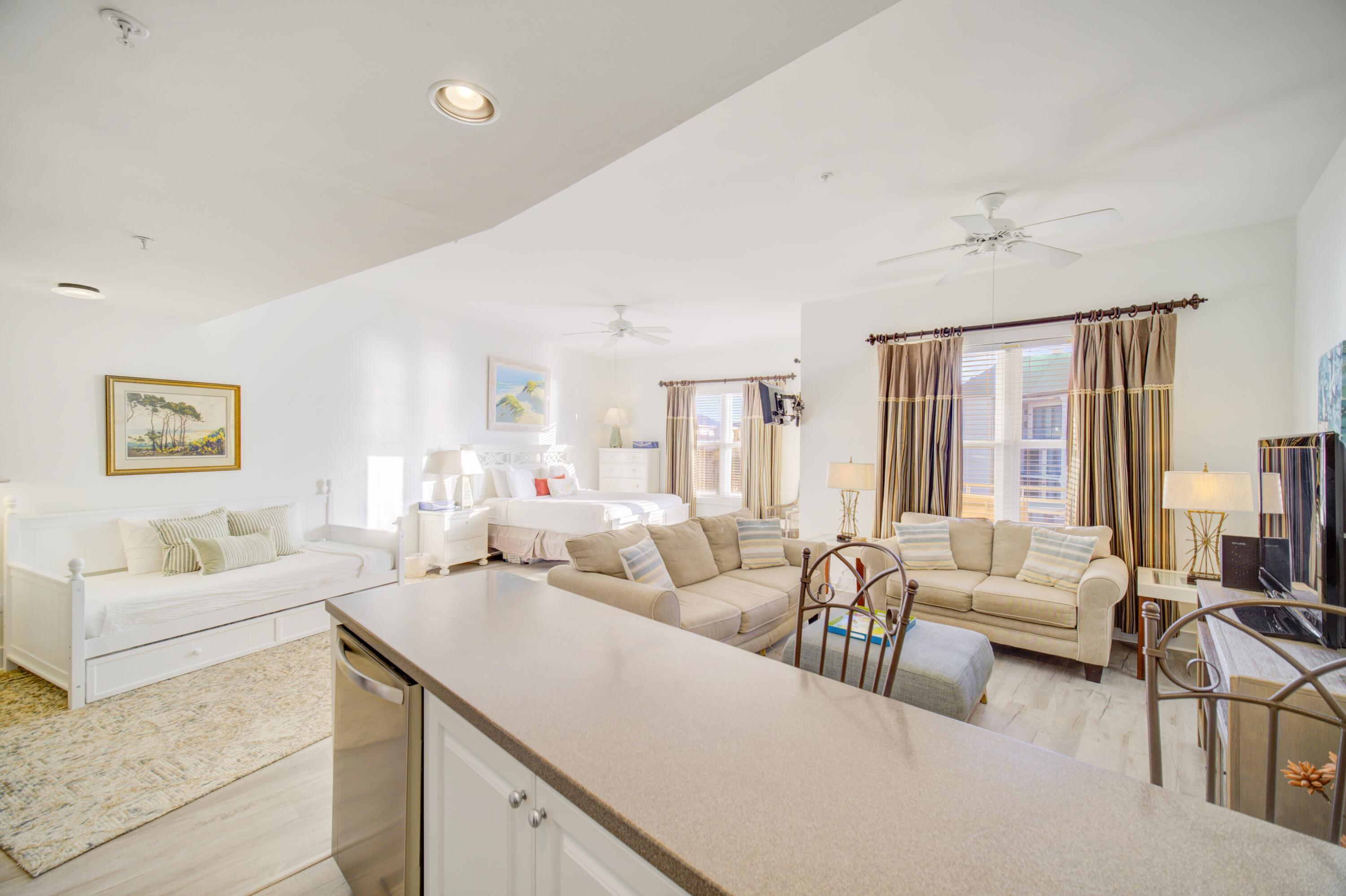 INN AT GULF PLACE - Residential