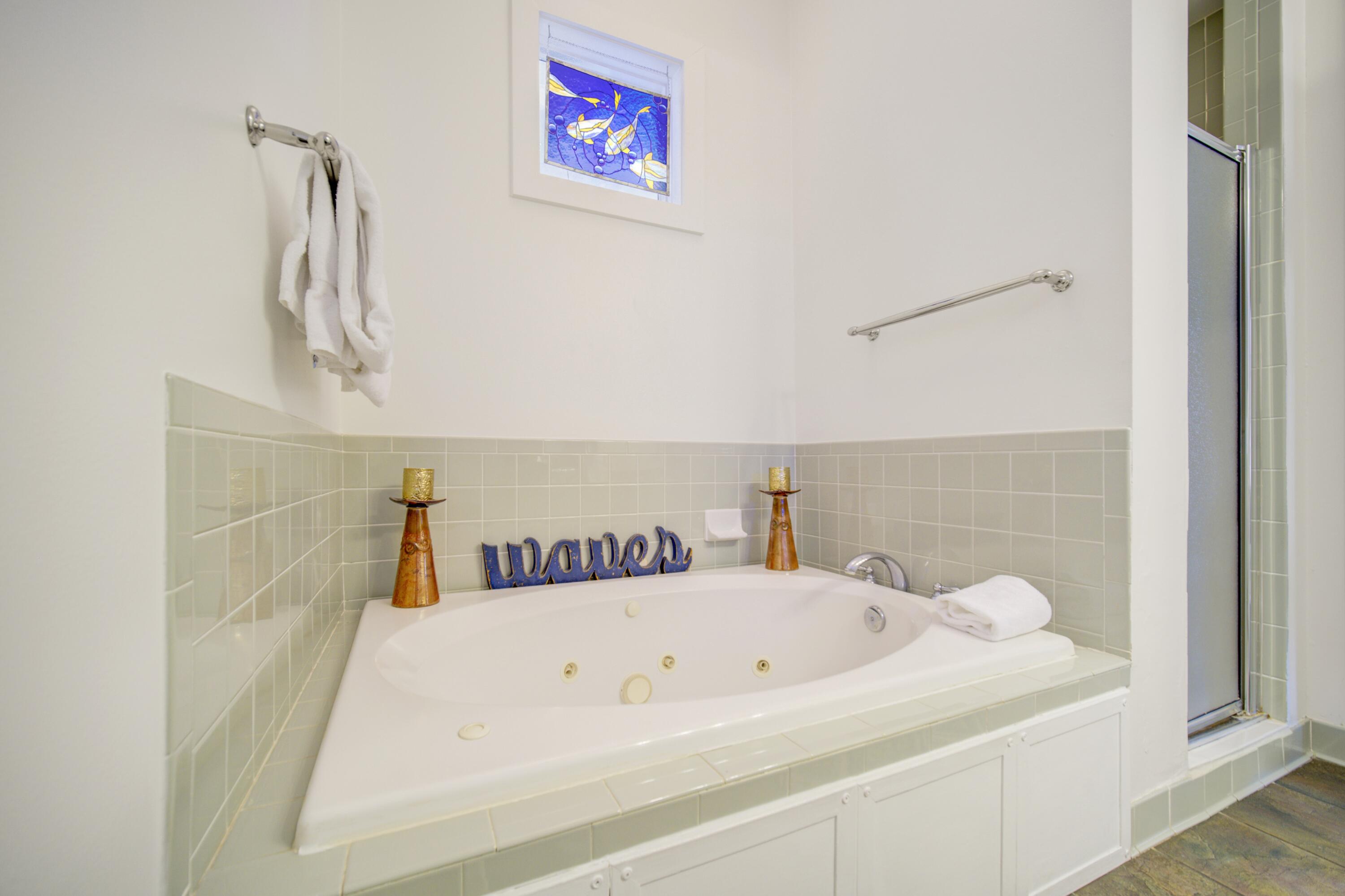 INN AT GULF PLACE - Residential