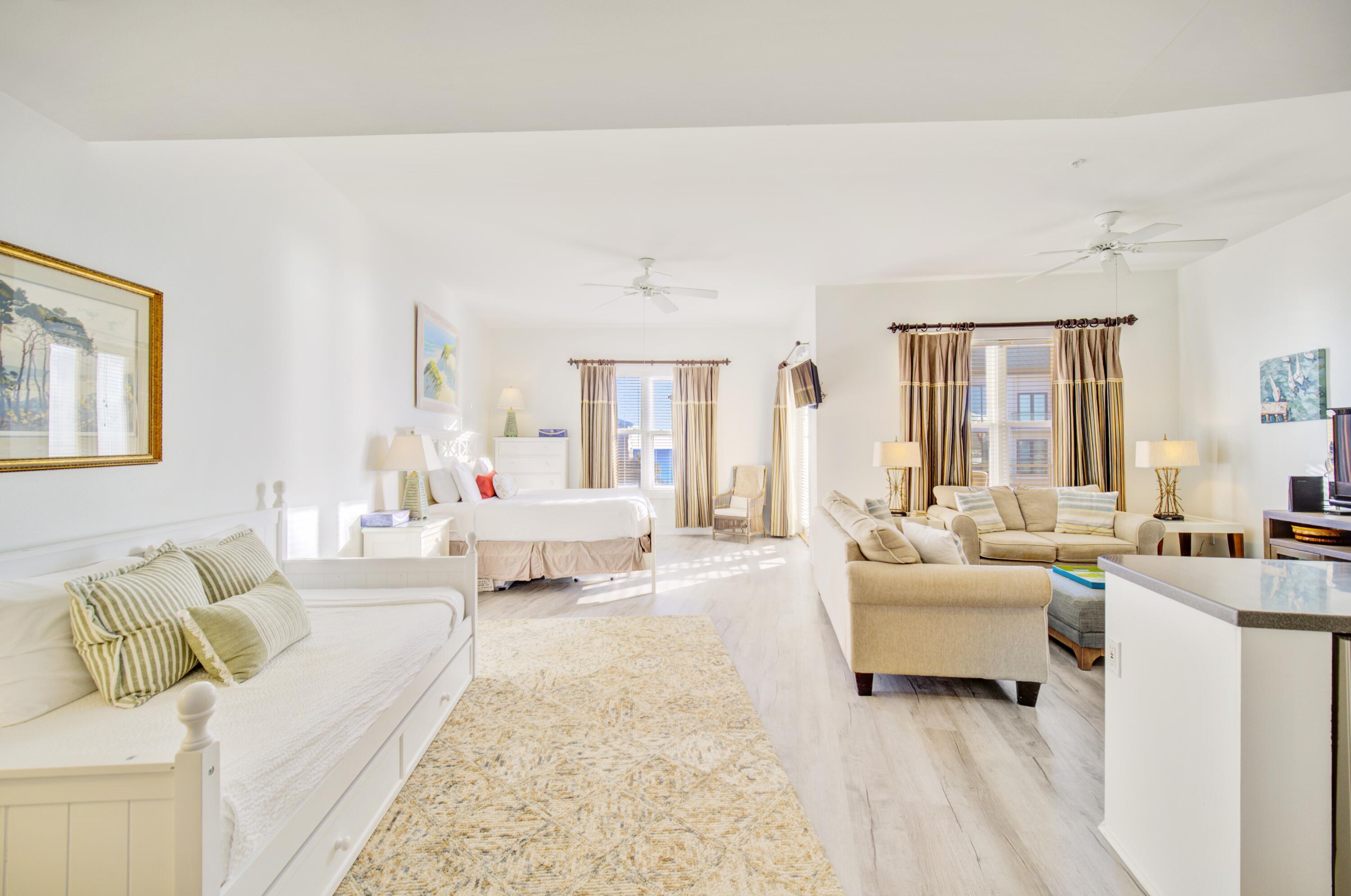 INN AT GULF PLACE - Residential