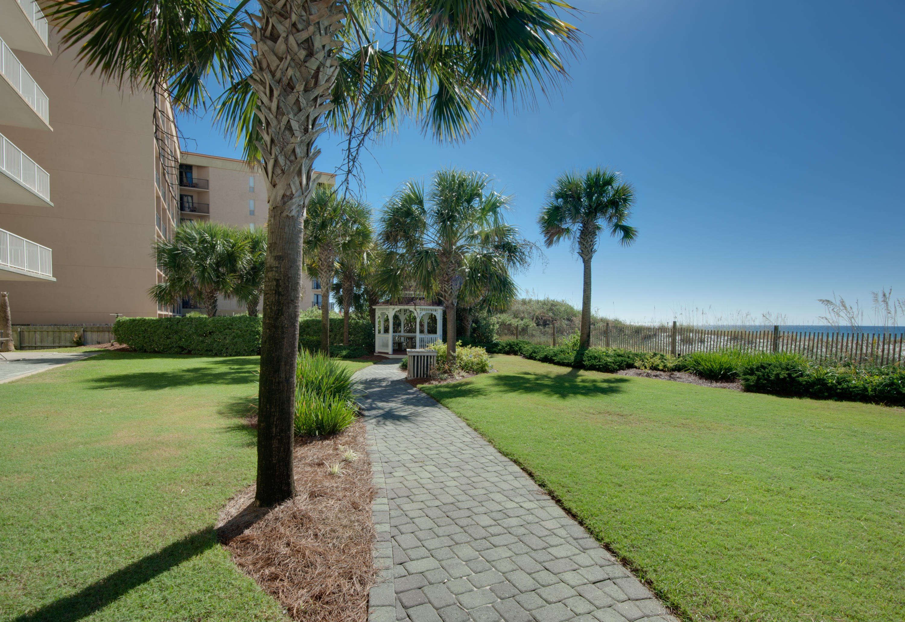 WATERS EDGE - Residential