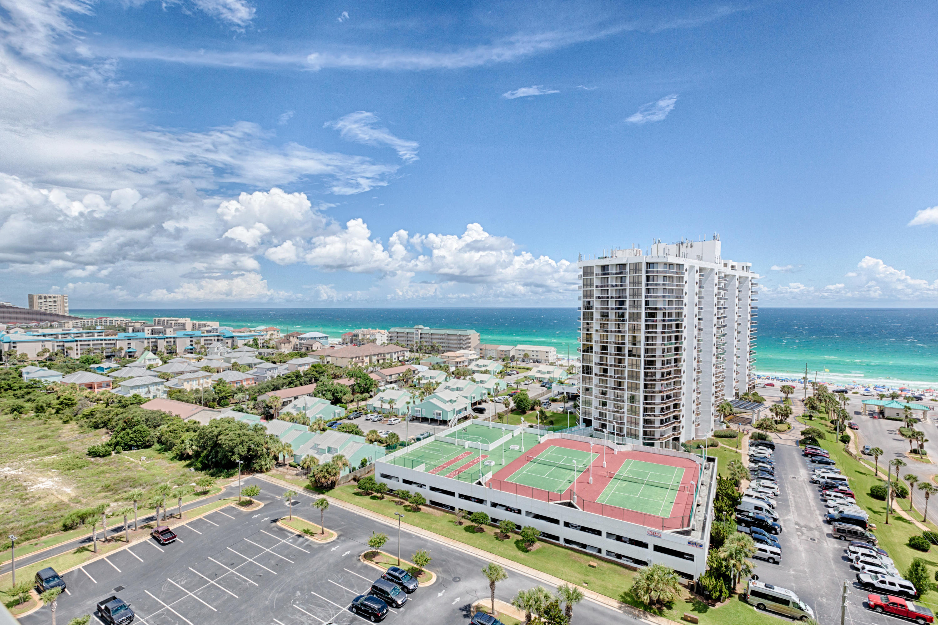 ARIEL DUNES - Residential