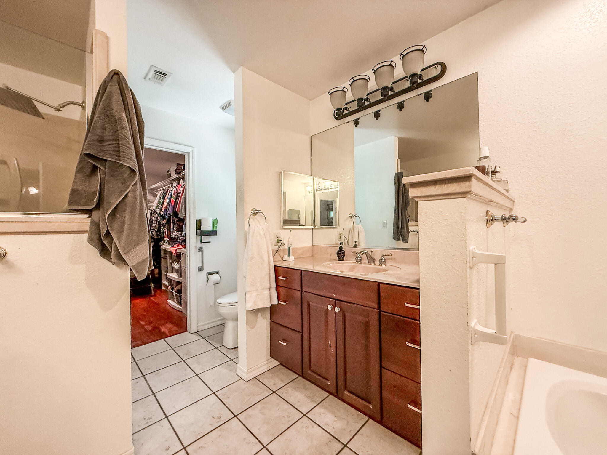 GRANDVIEW HEIGHTS - Residential