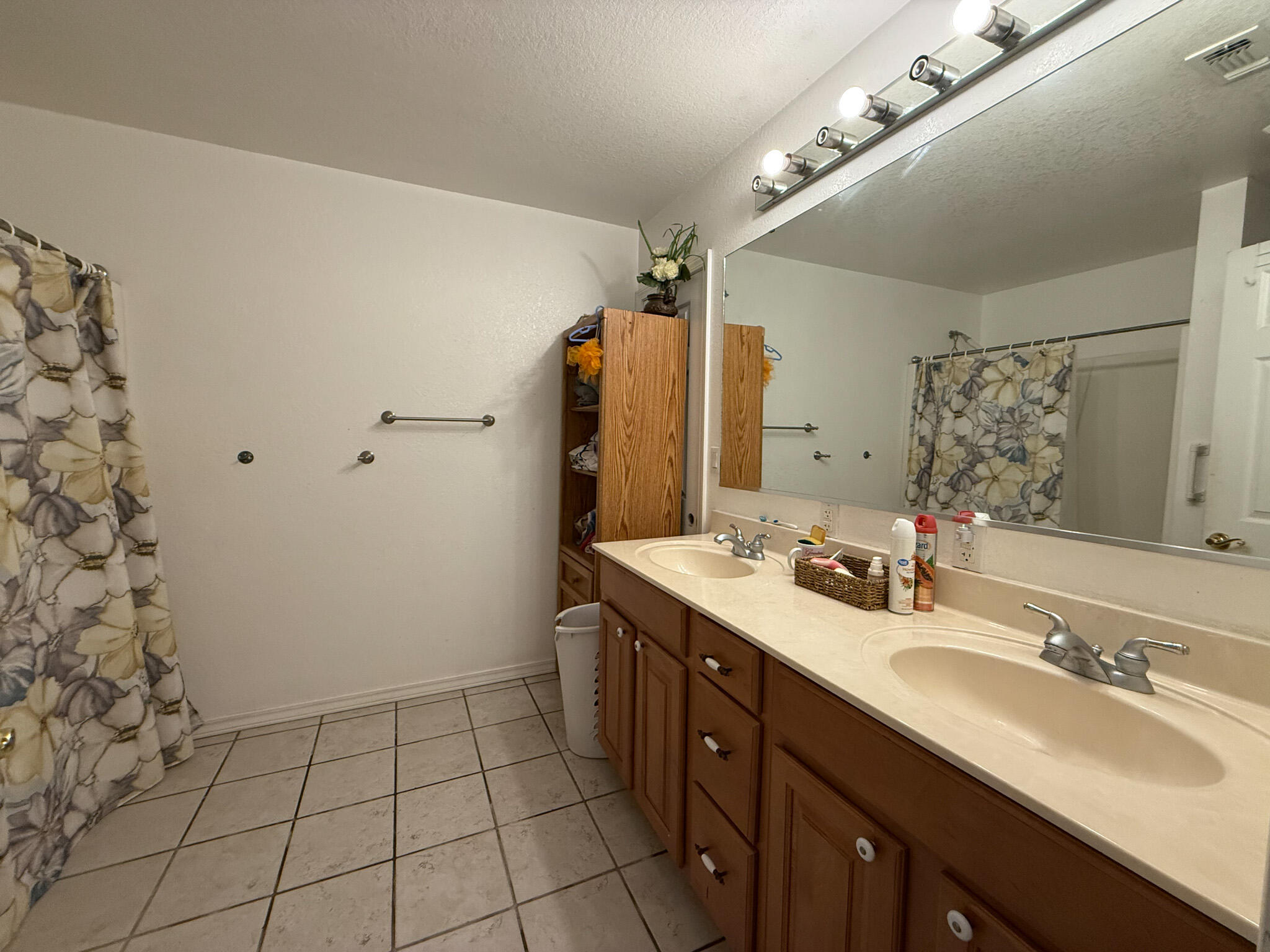 GRANDVIEW HEIGHTS - Residential