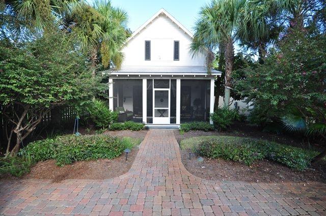 BUNGALOS AT SANDESTIN - Residential