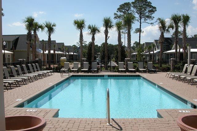 BUNGALOS AT SANDESTIN - Residential