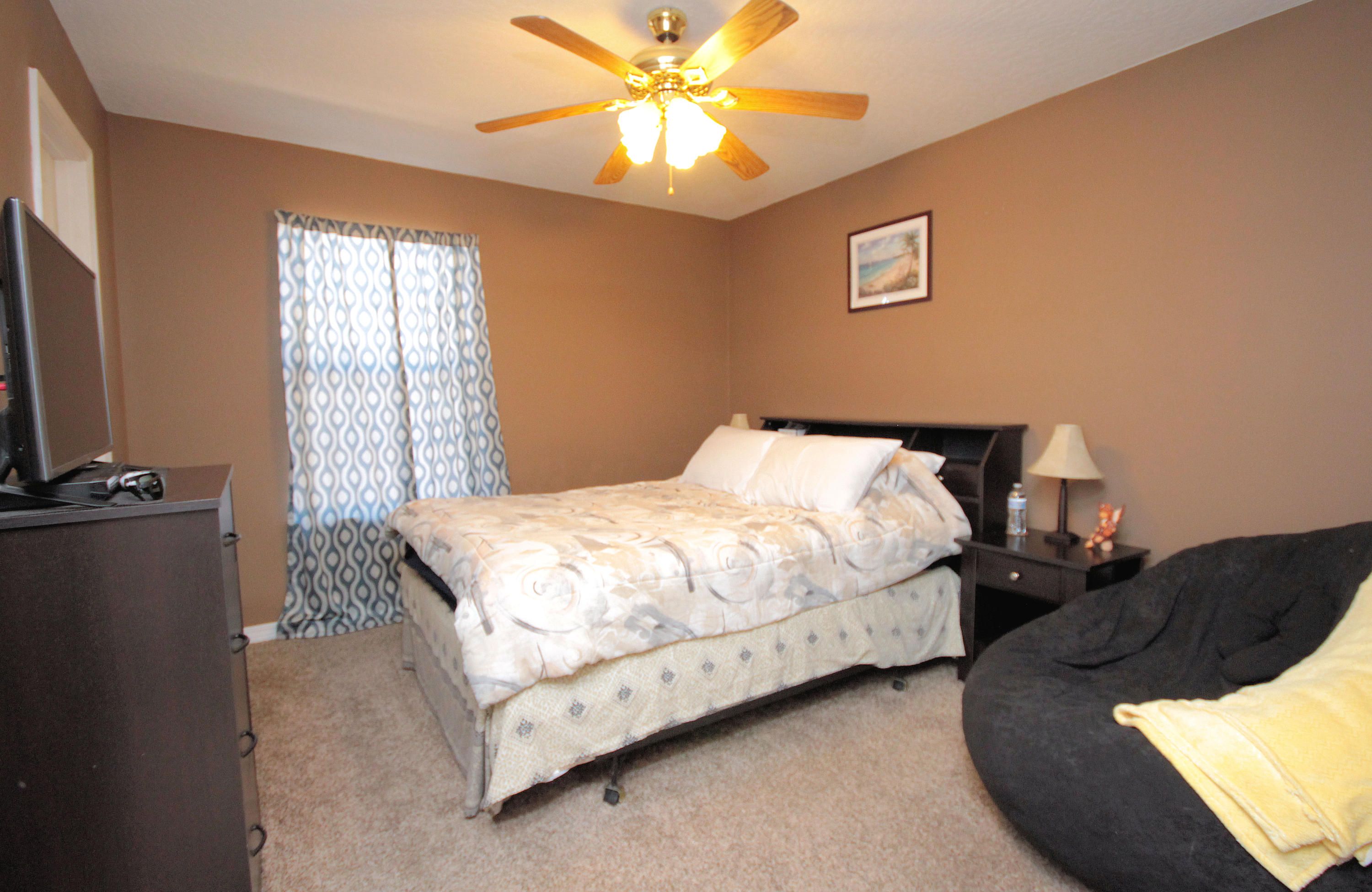 NAVARRE S/D 2ND ADDN - Residential