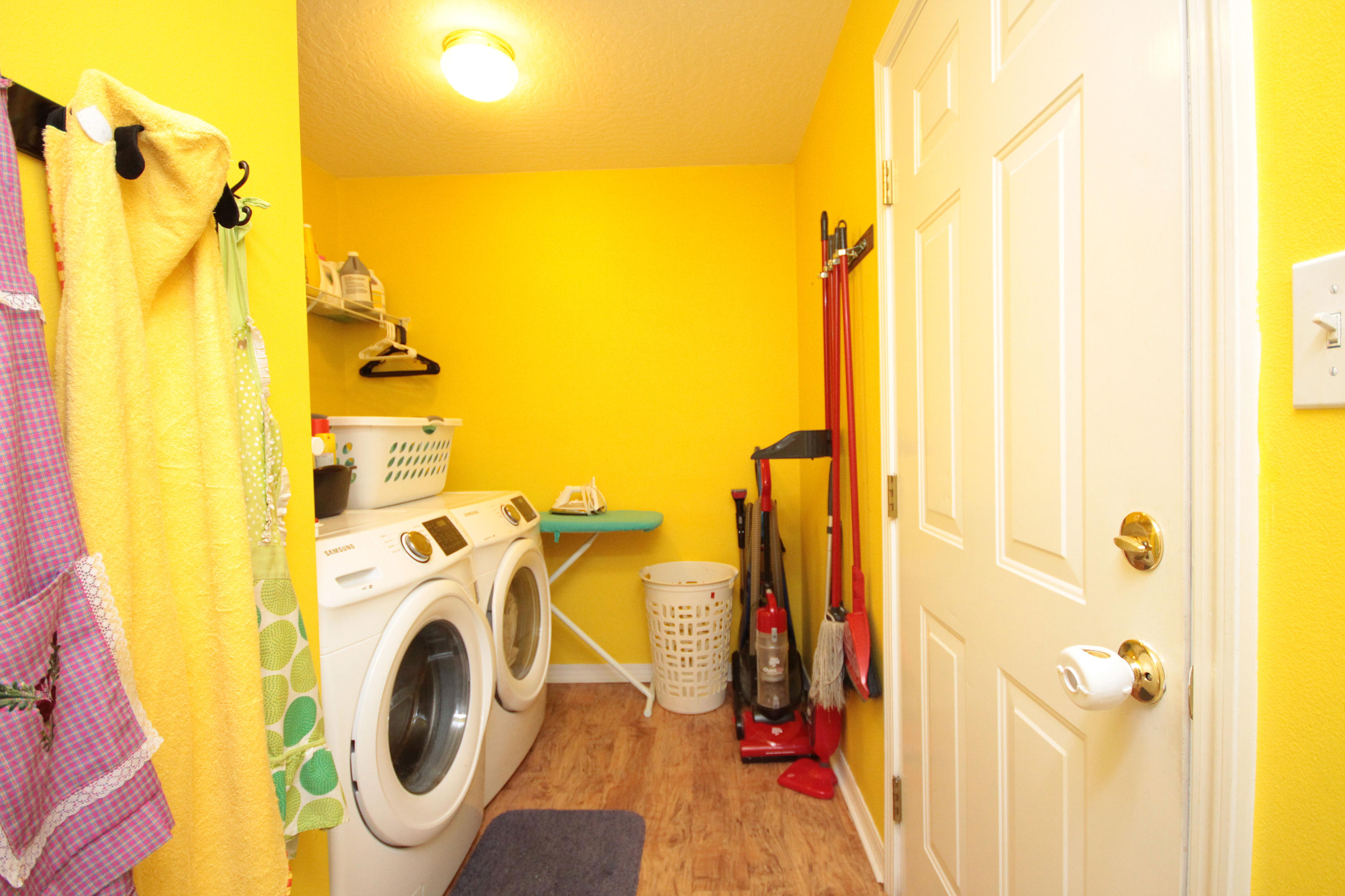 NAVARRE S/D 2ND ADDN - Residential