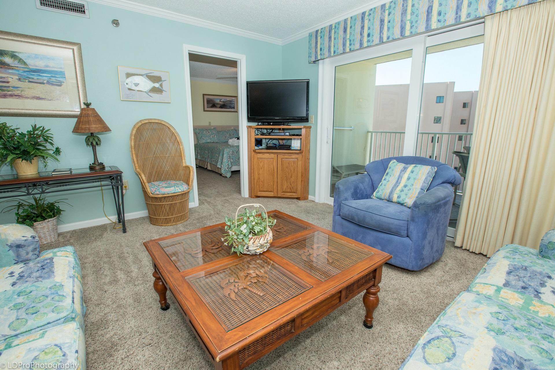 ISLANDER CONDO PH 2 - Residential