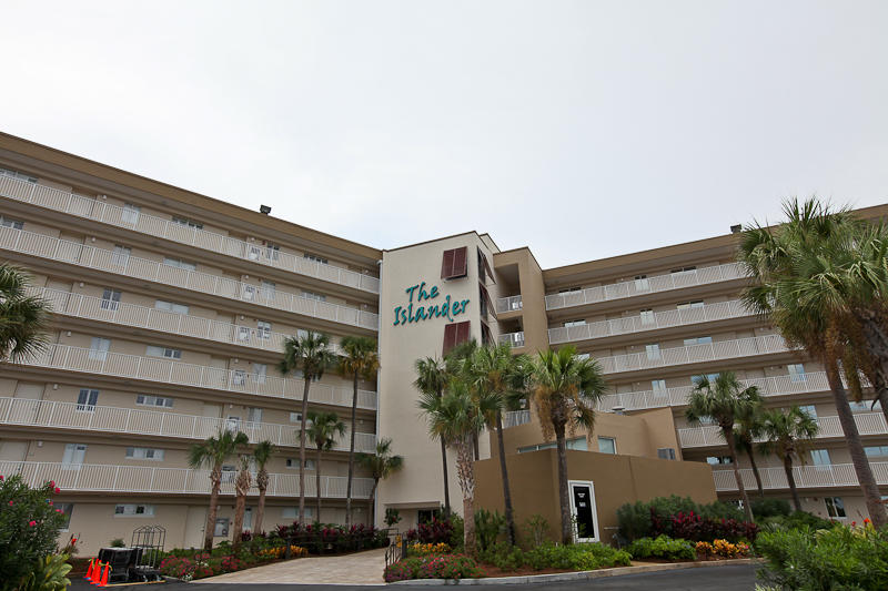 ISLANDER CONDO PH 2 - Residential