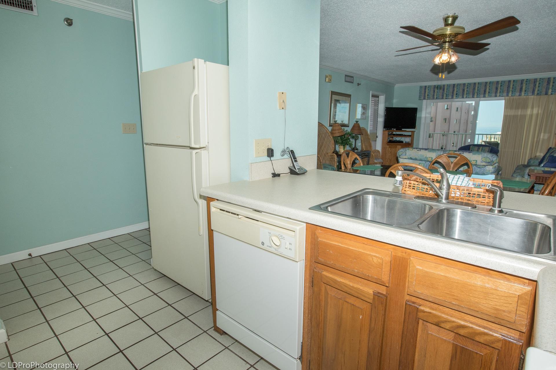 ISLANDER CONDO PH 2 - Residential