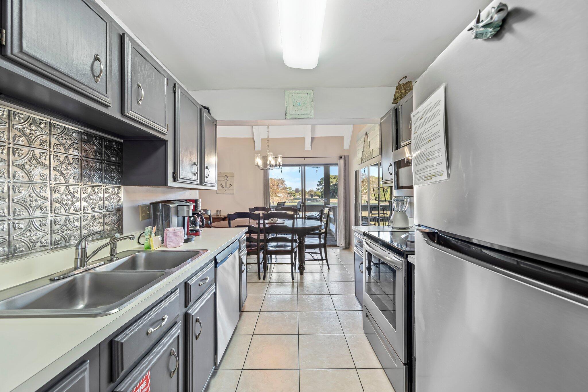 SEASCAPE CONDO GARDEN VILLA - Residential