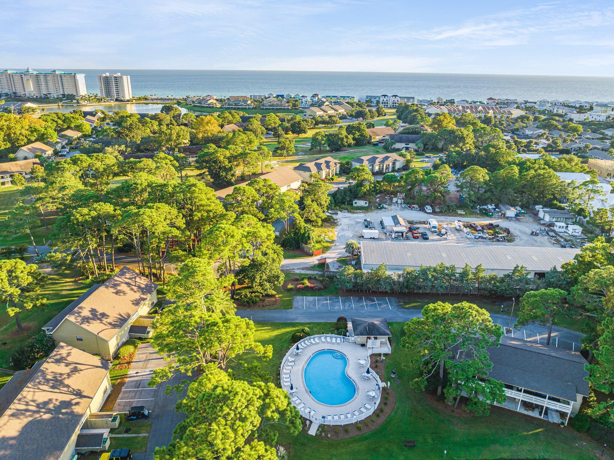 SEASCAPE CONDO GARDEN VILLA - Residential