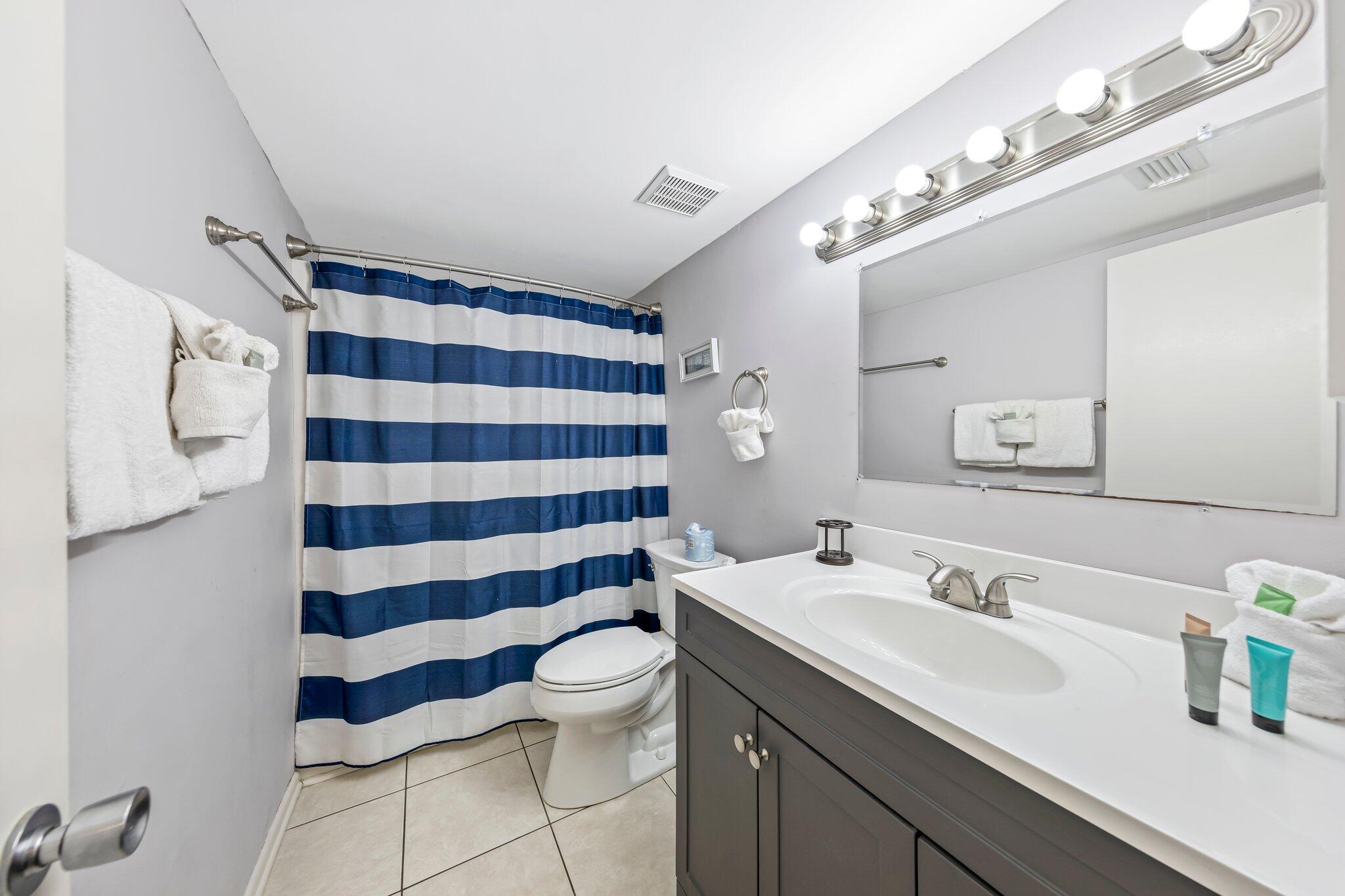 SEASCAPE CONDO GARDEN VILLA - Residential