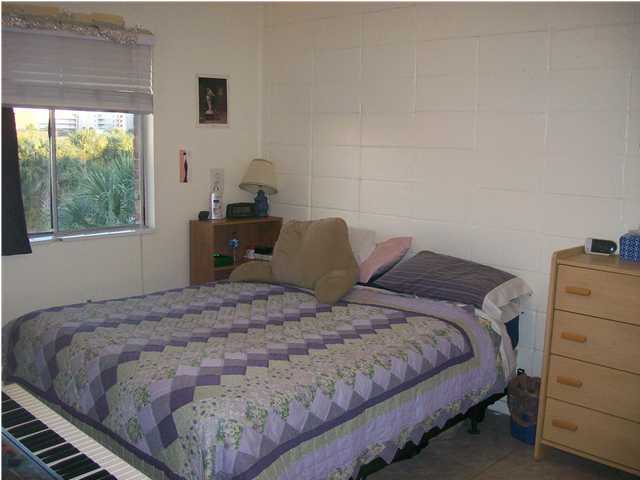 BREAKERS WEST - Residential Lease