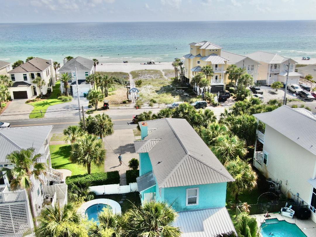 LAGUNA BEACH - Residential