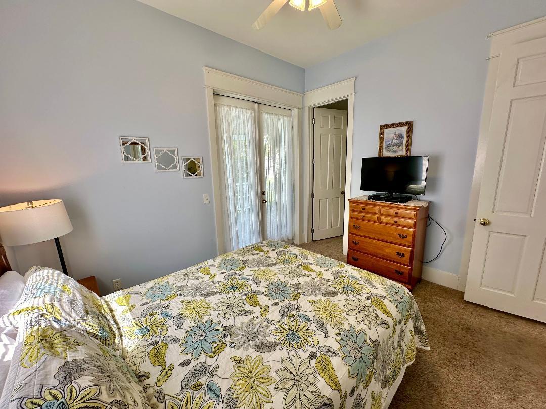 LAGUNA BEACH - Residential