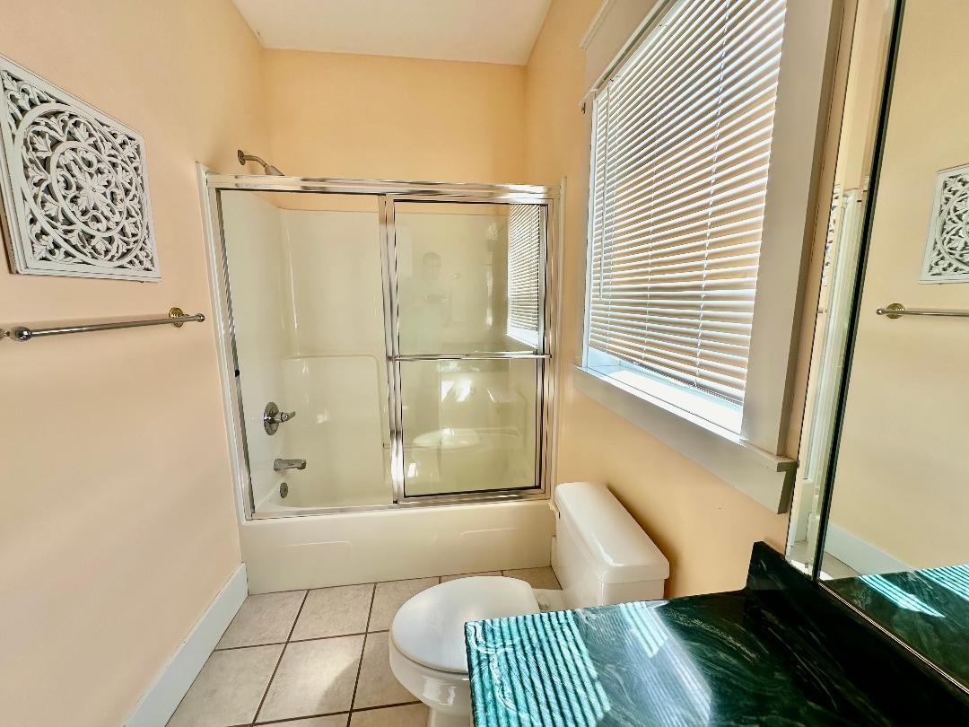 LAGUNA BEACH - Residential