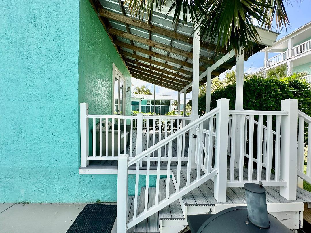 LAGUNA BEACH - Residential