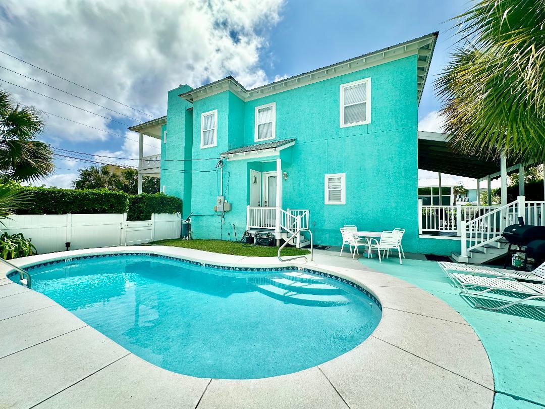 LAGUNA BEACH - Residential