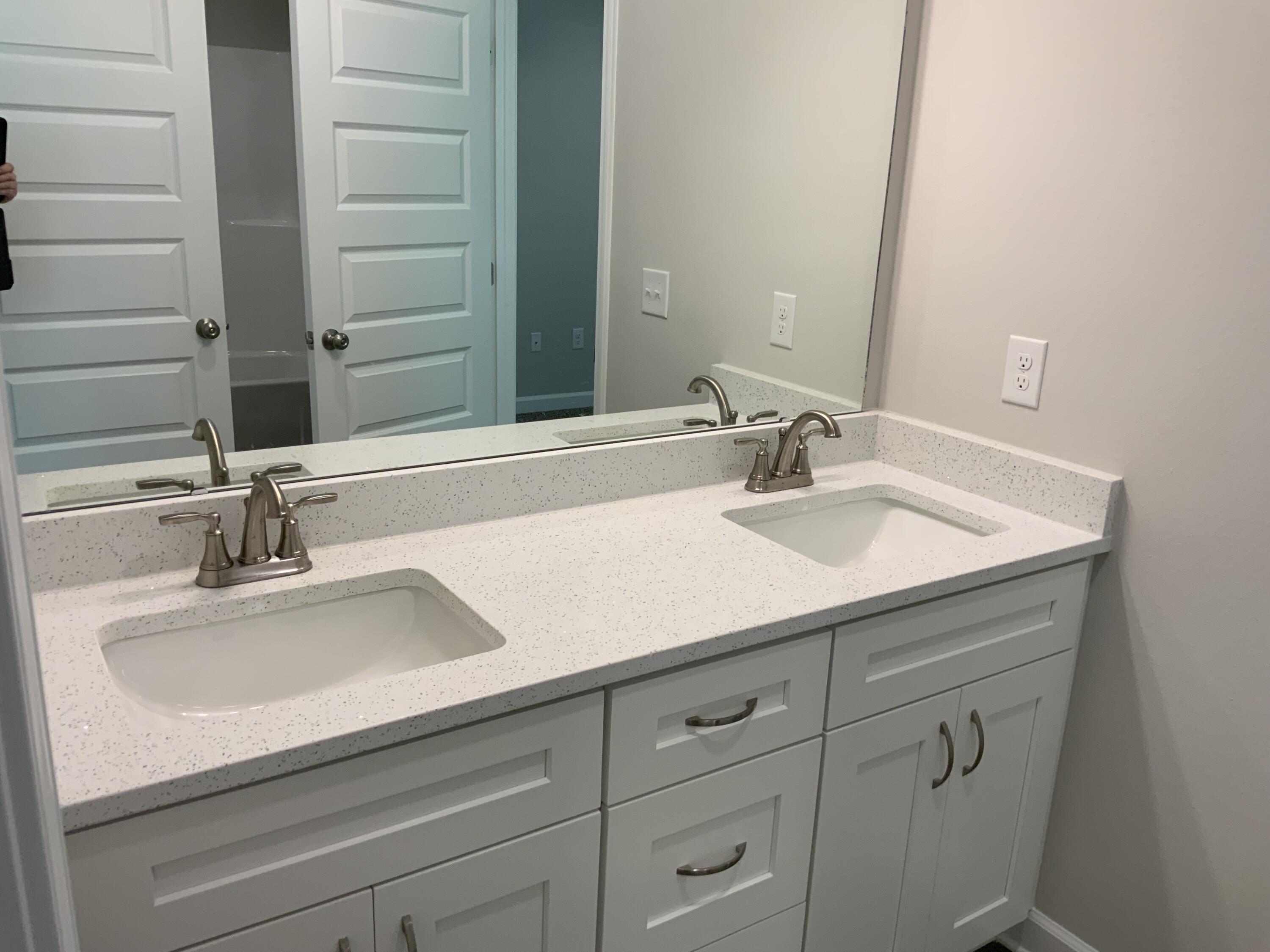 LAUREL OAKS S/D - Residential