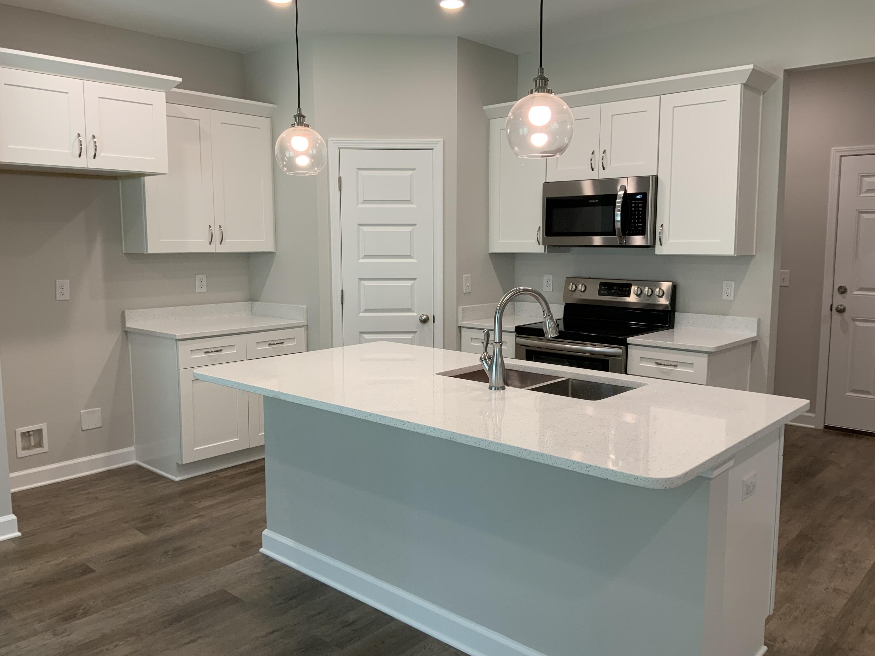 LAUREL OAKS S/D - Residential