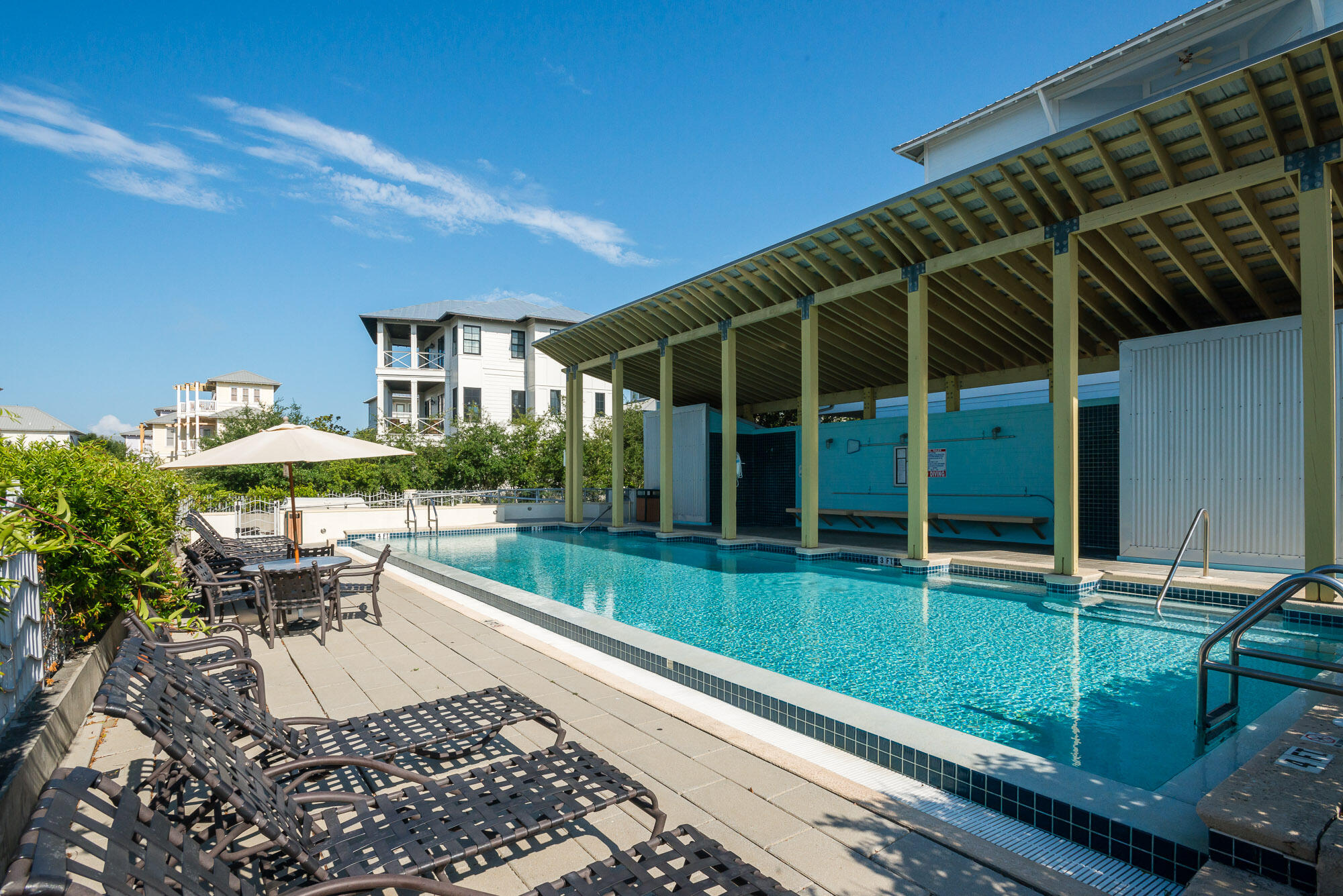 SUMMER'S EDGE - Residential