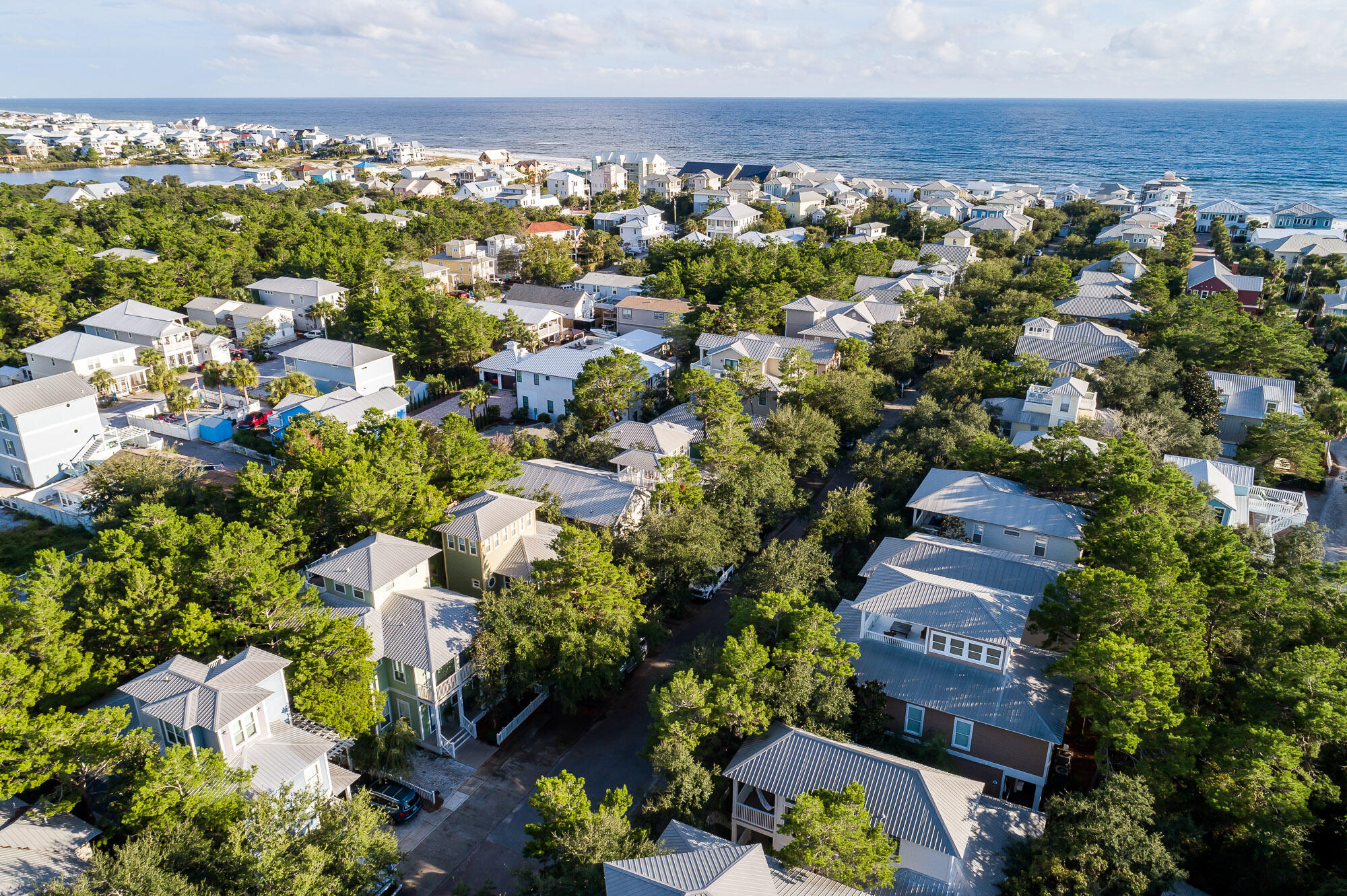 SUMMER'S EDGE - Residential