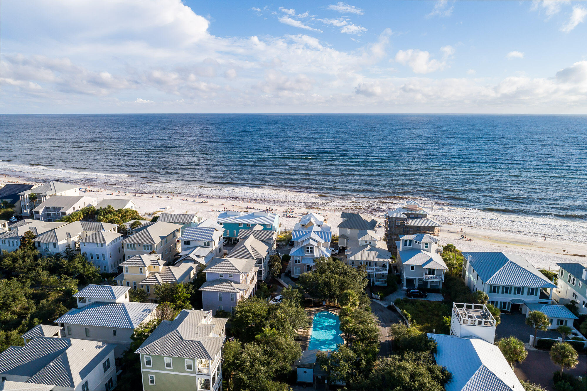 SUMMER'S EDGE - Residential