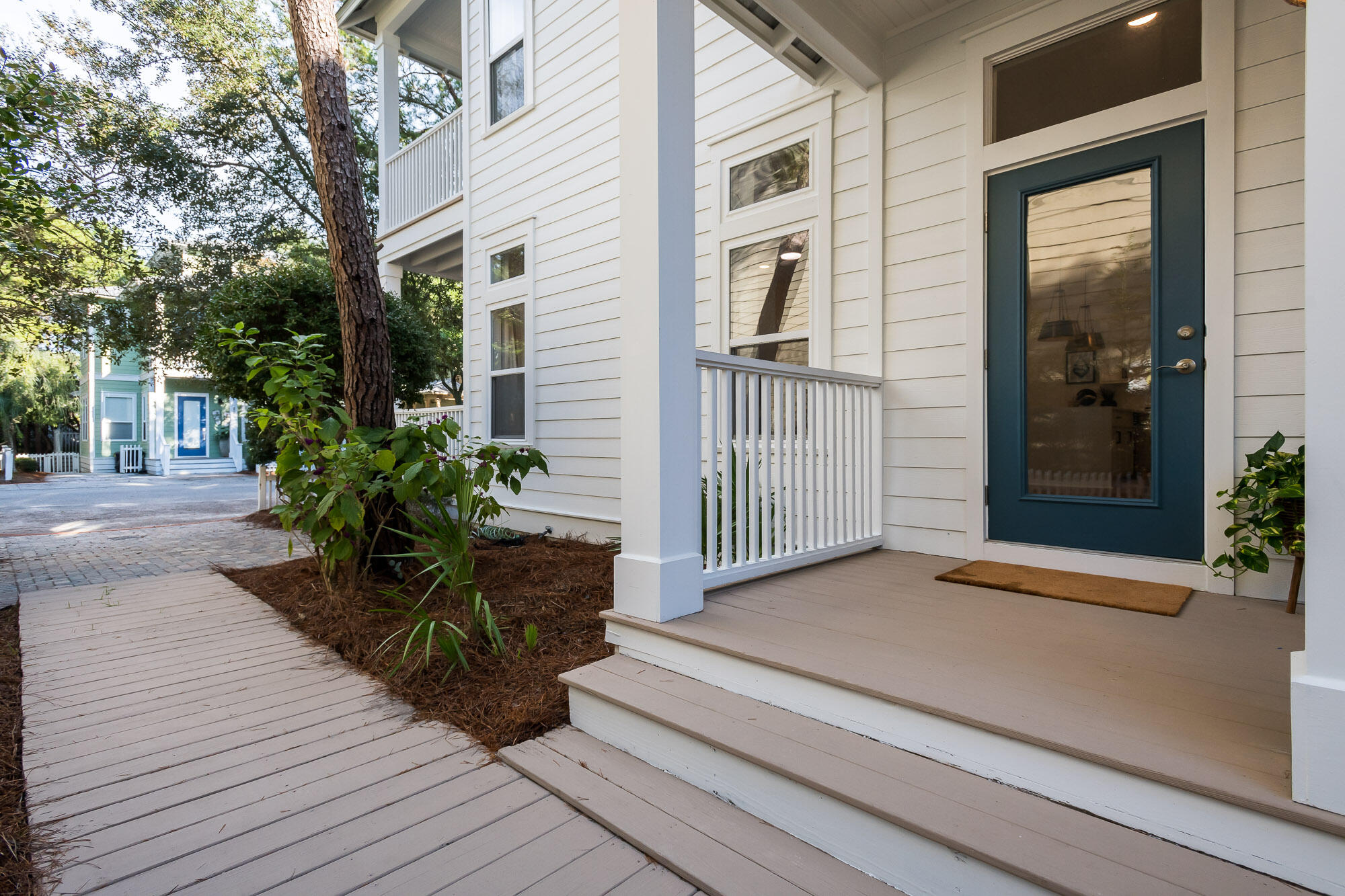 SUMMER'S EDGE - Residential