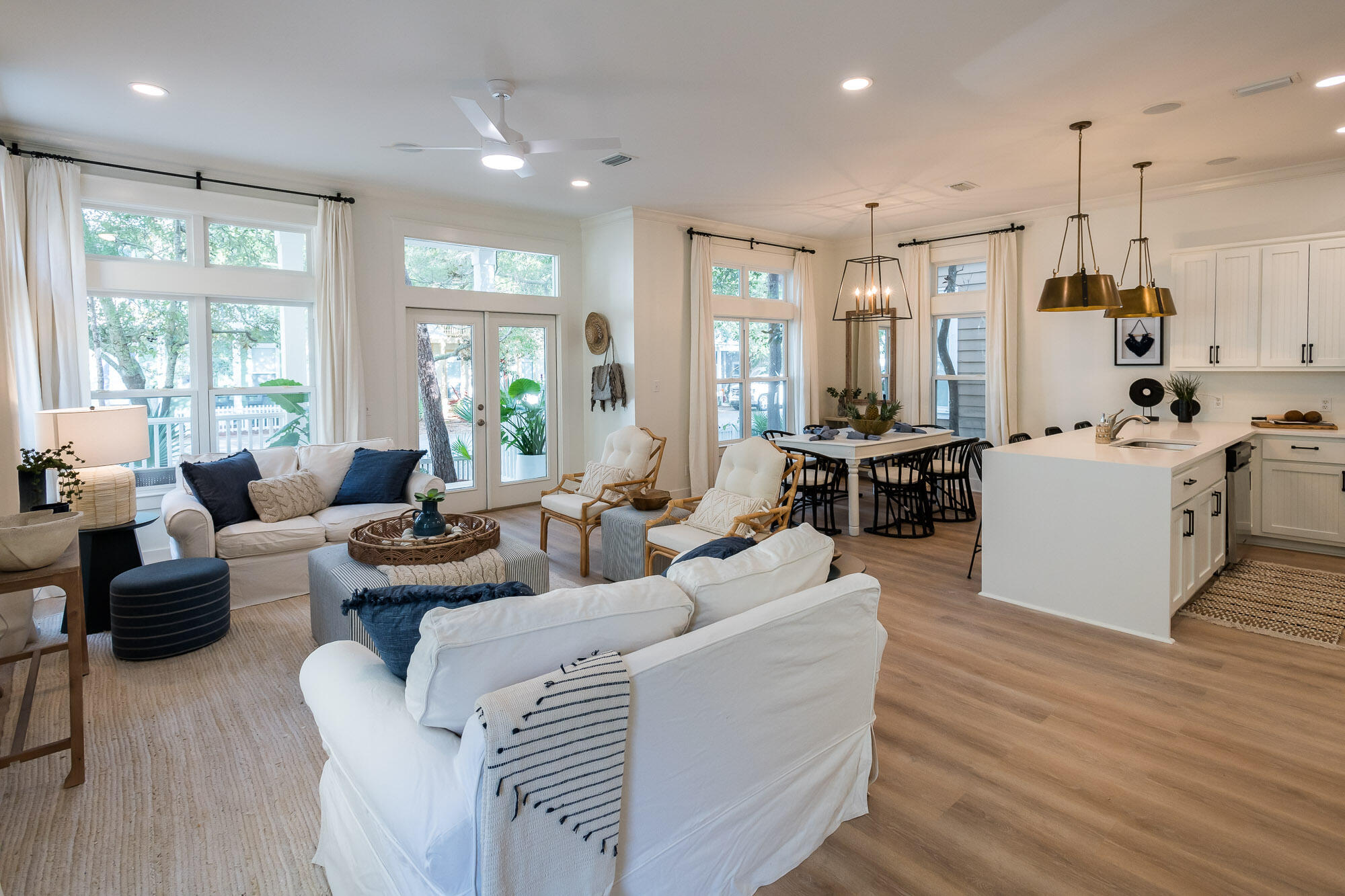 SUMMER'S EDGE - Residential