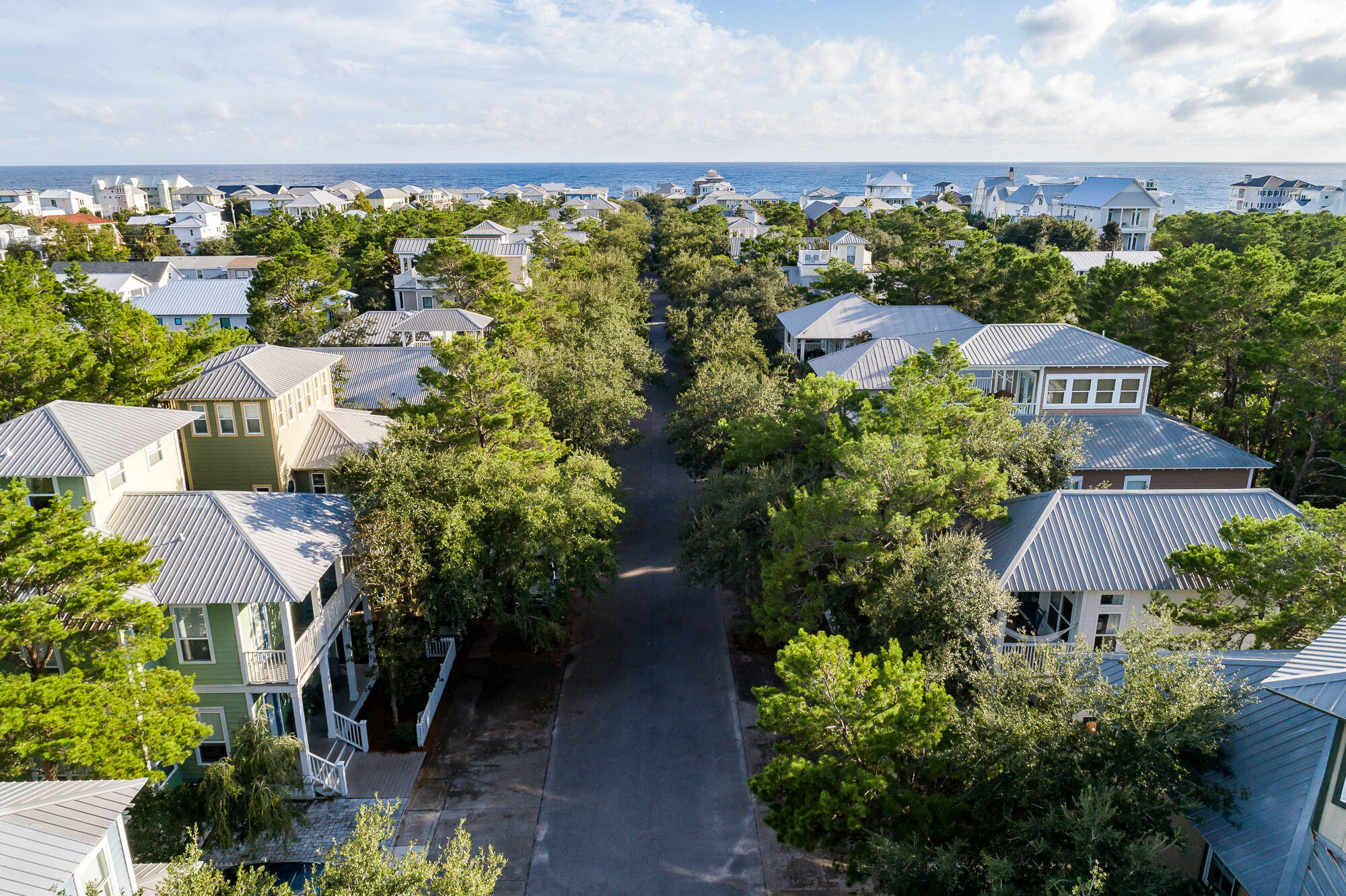 SUMMER'S EDGE - Residential