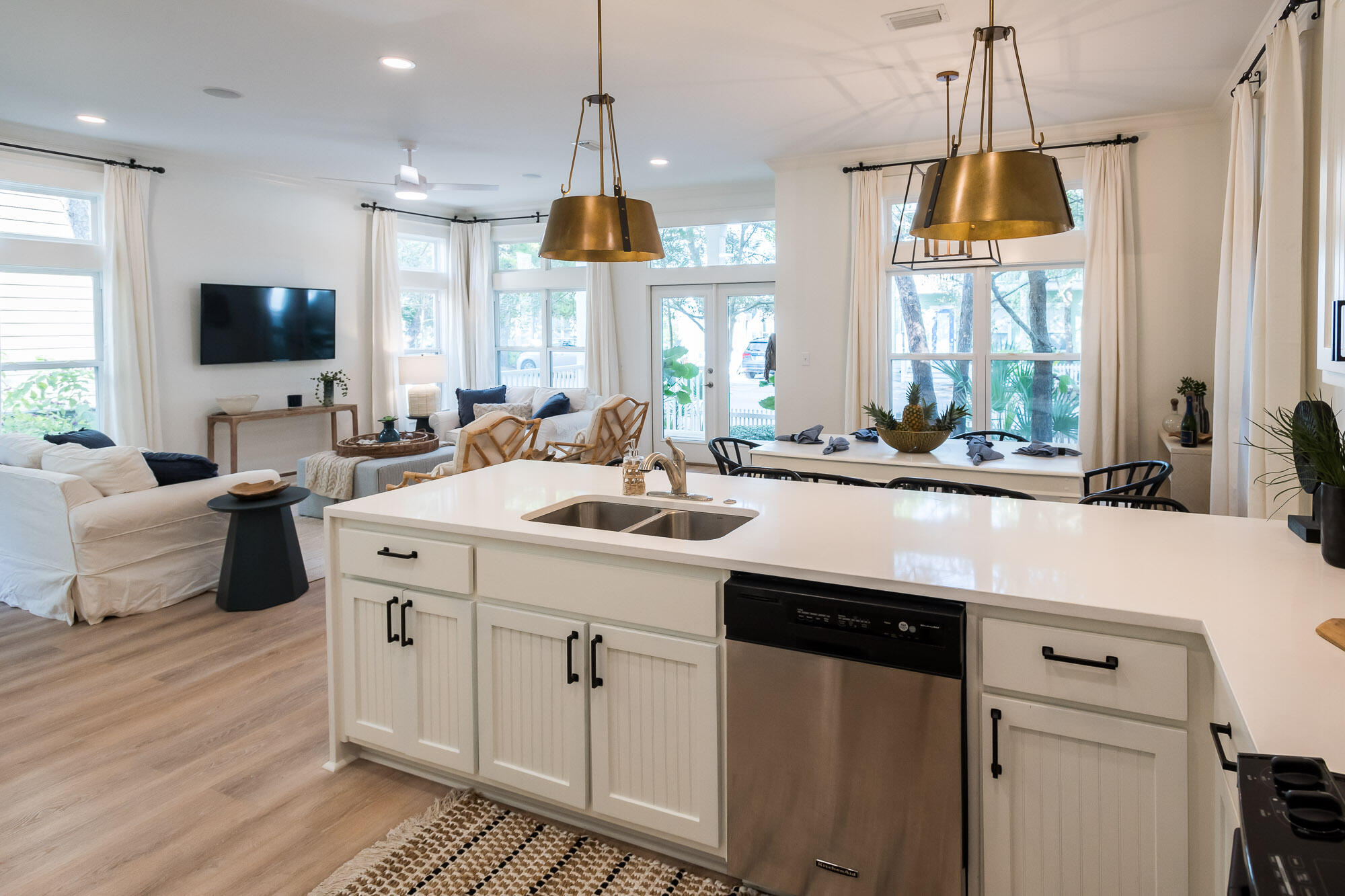 SUMMER'S EDGE - Residential