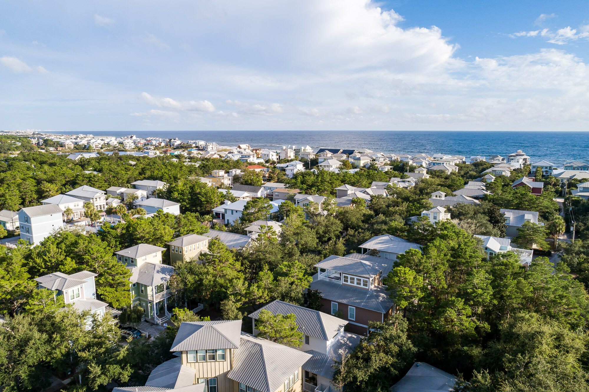 SUMMER'S EDGE - Residential