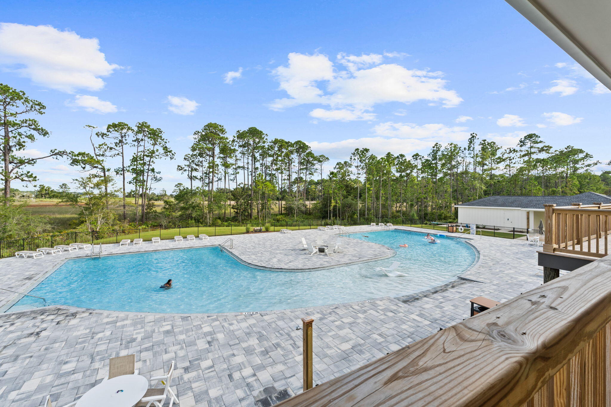 HAMMOCK BAY - Residential