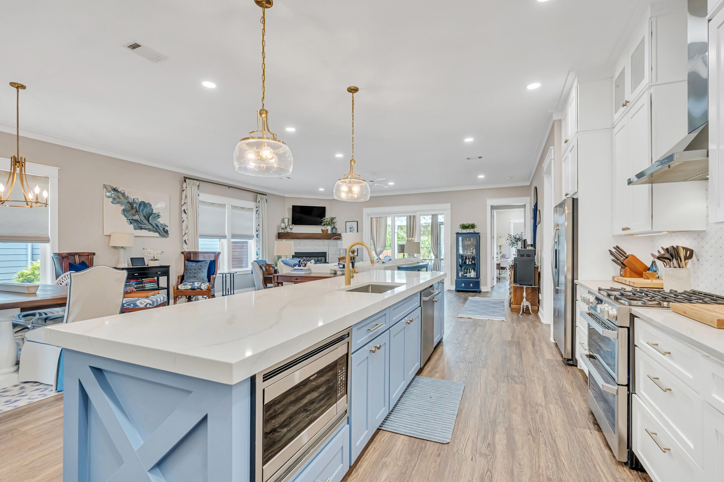 SPYGLASS HILL - Residential