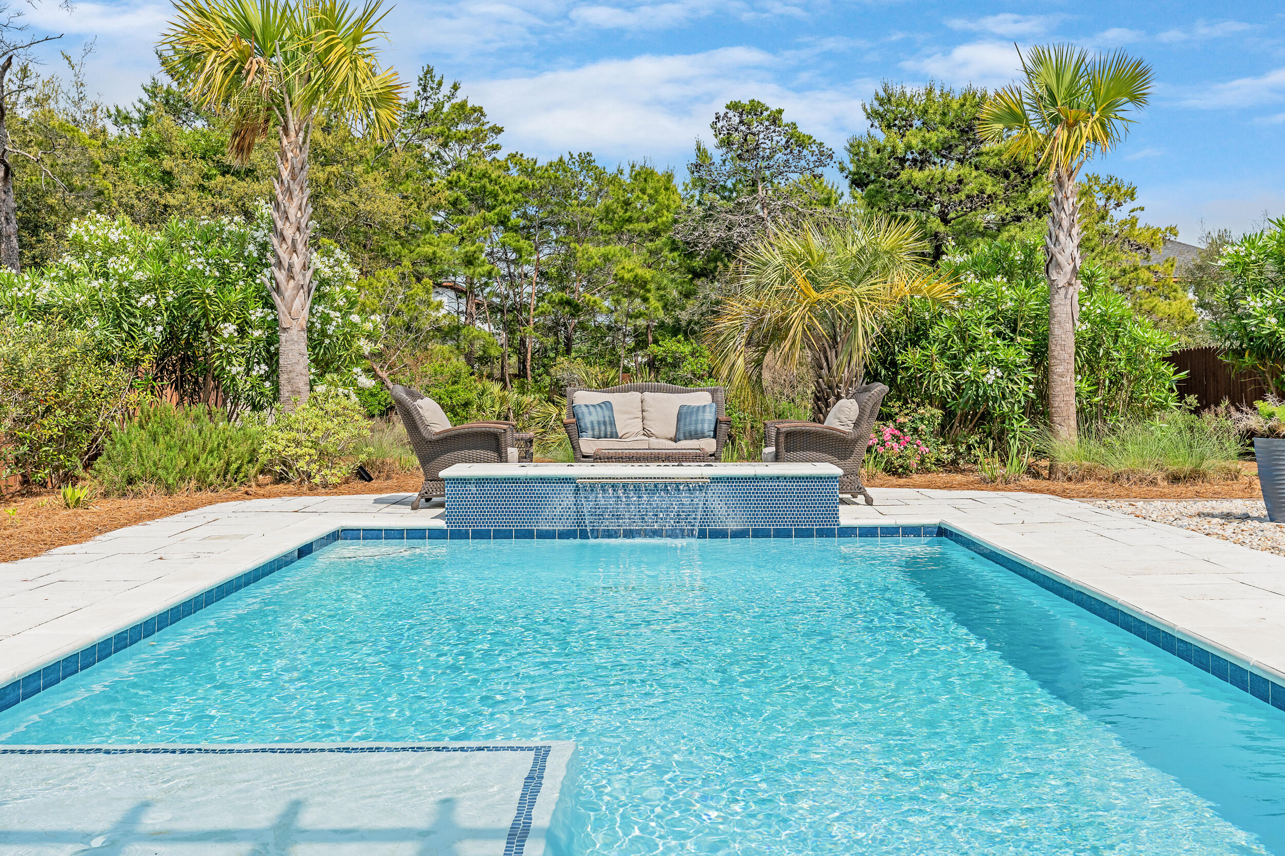 SPYGLASS HILL - Residential