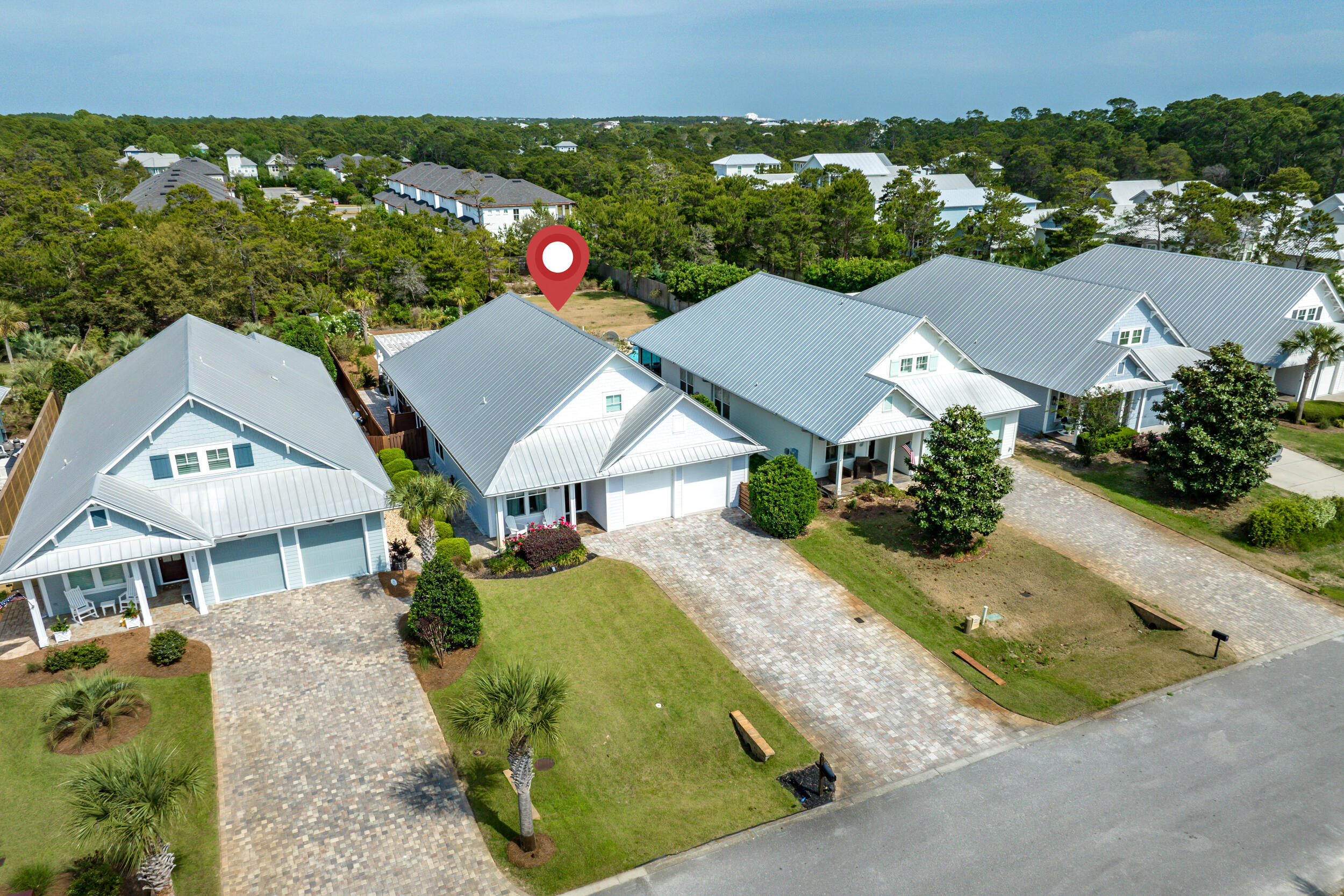 SPYGLASS HILL - Residential