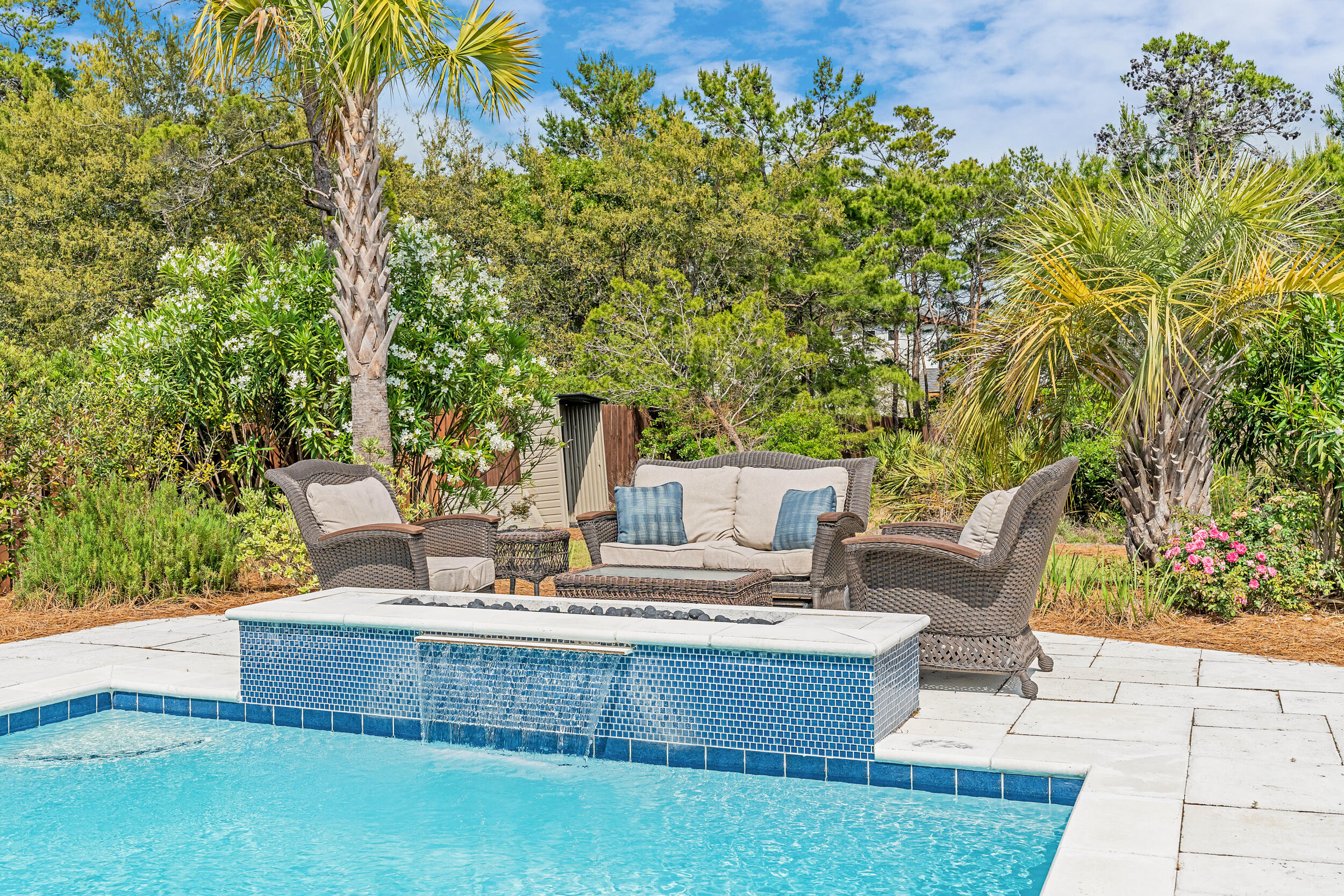 SPYGLASS HILL - Residential