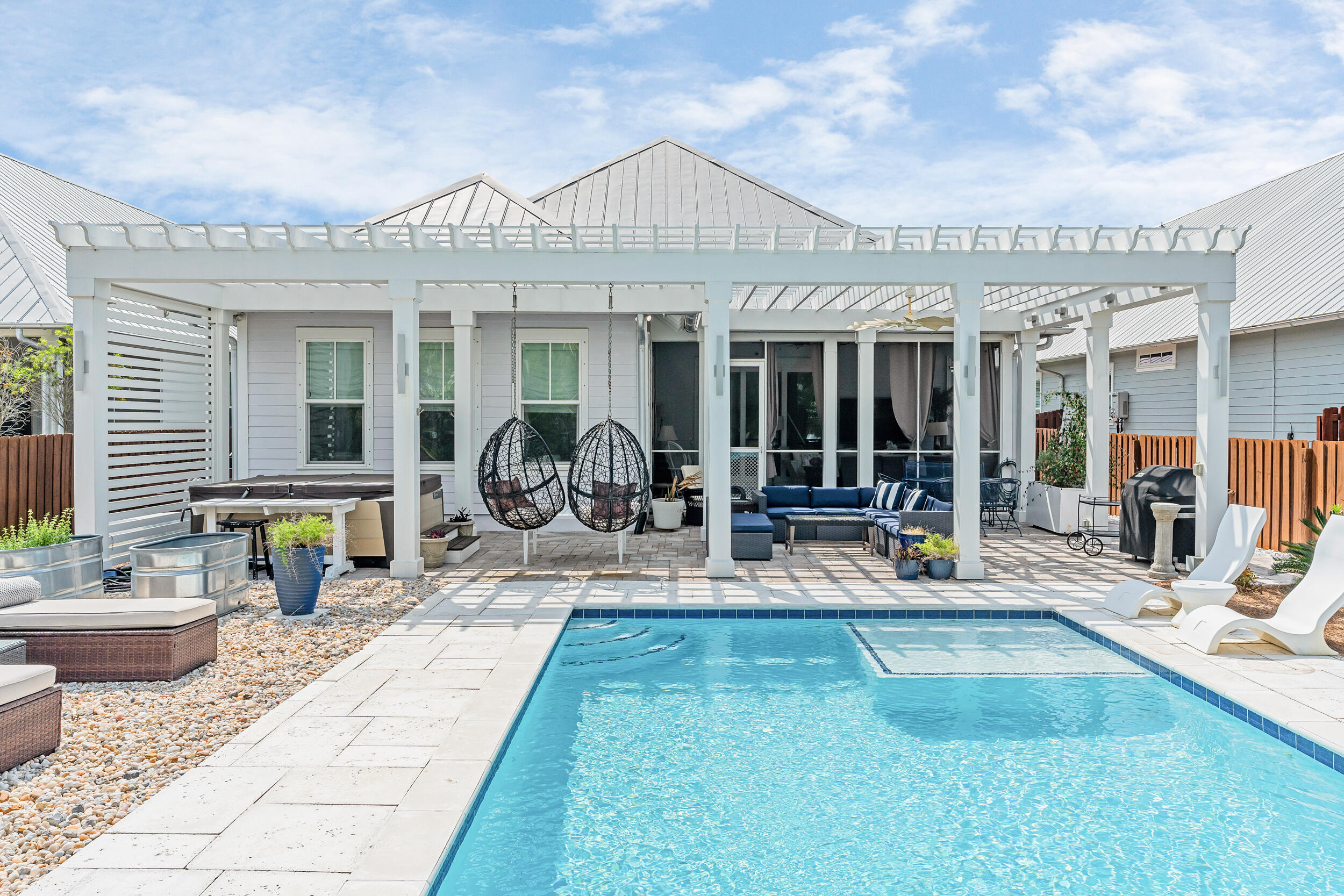 24 N Deno Drive