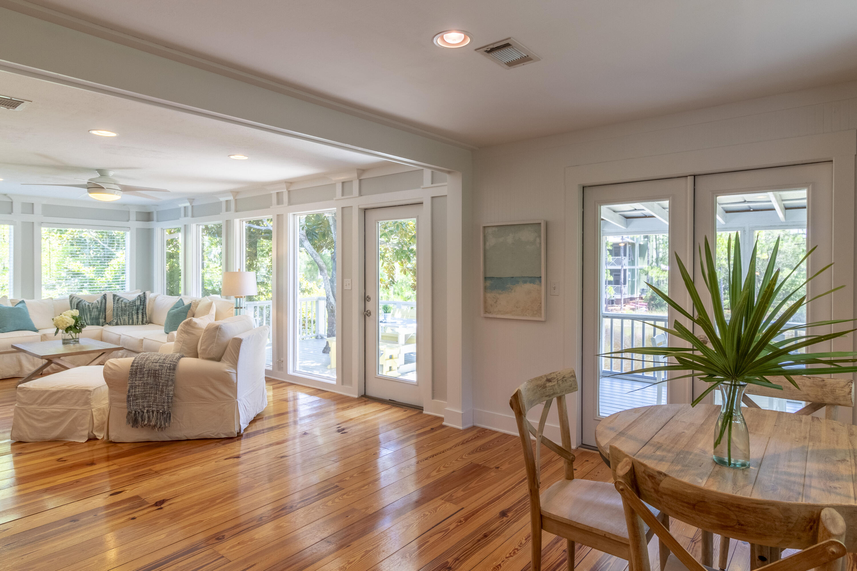 EASTERN LAKE ESTATES - Residential