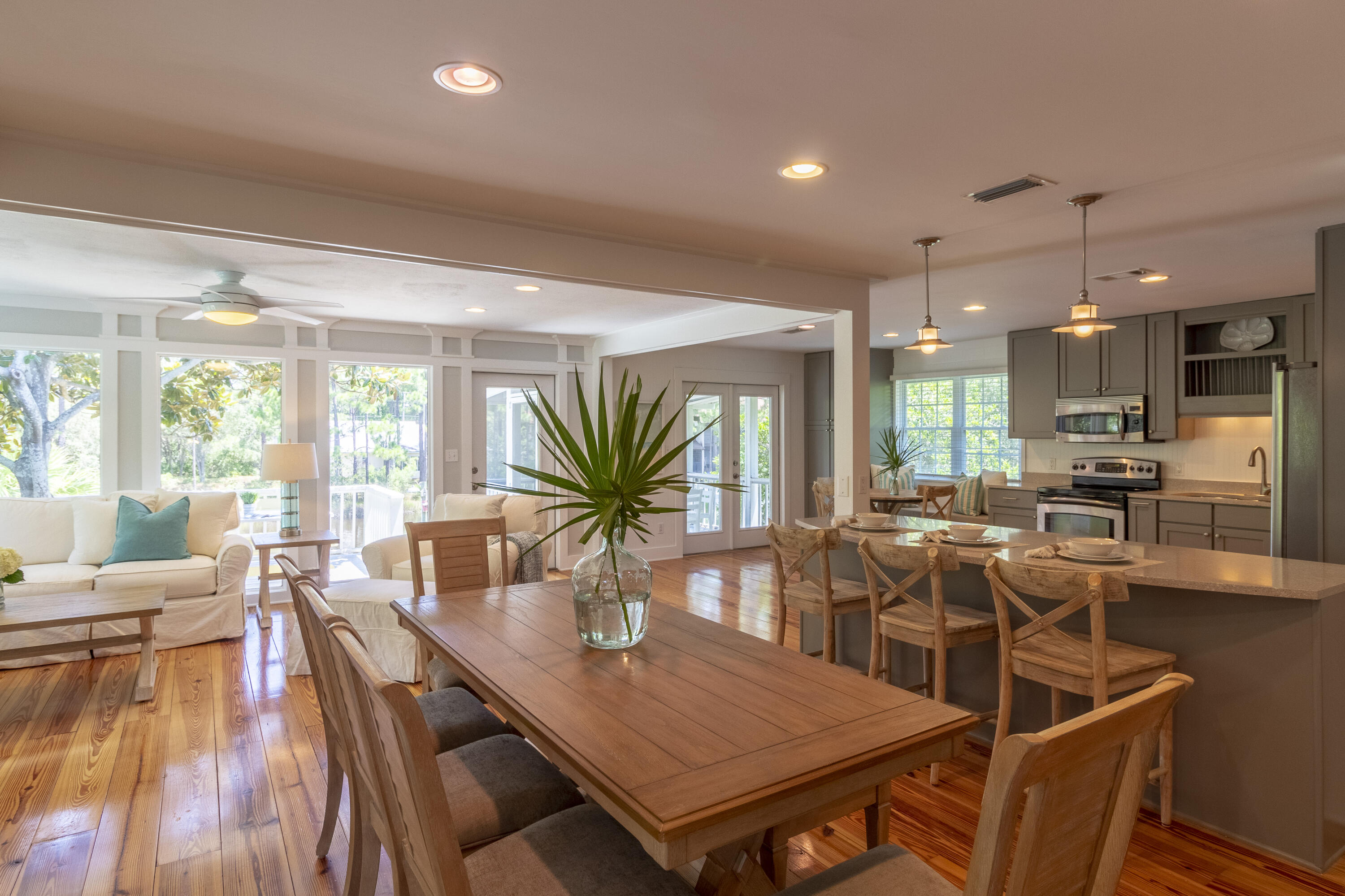 EASTERN LAKE ESTATES - Residential