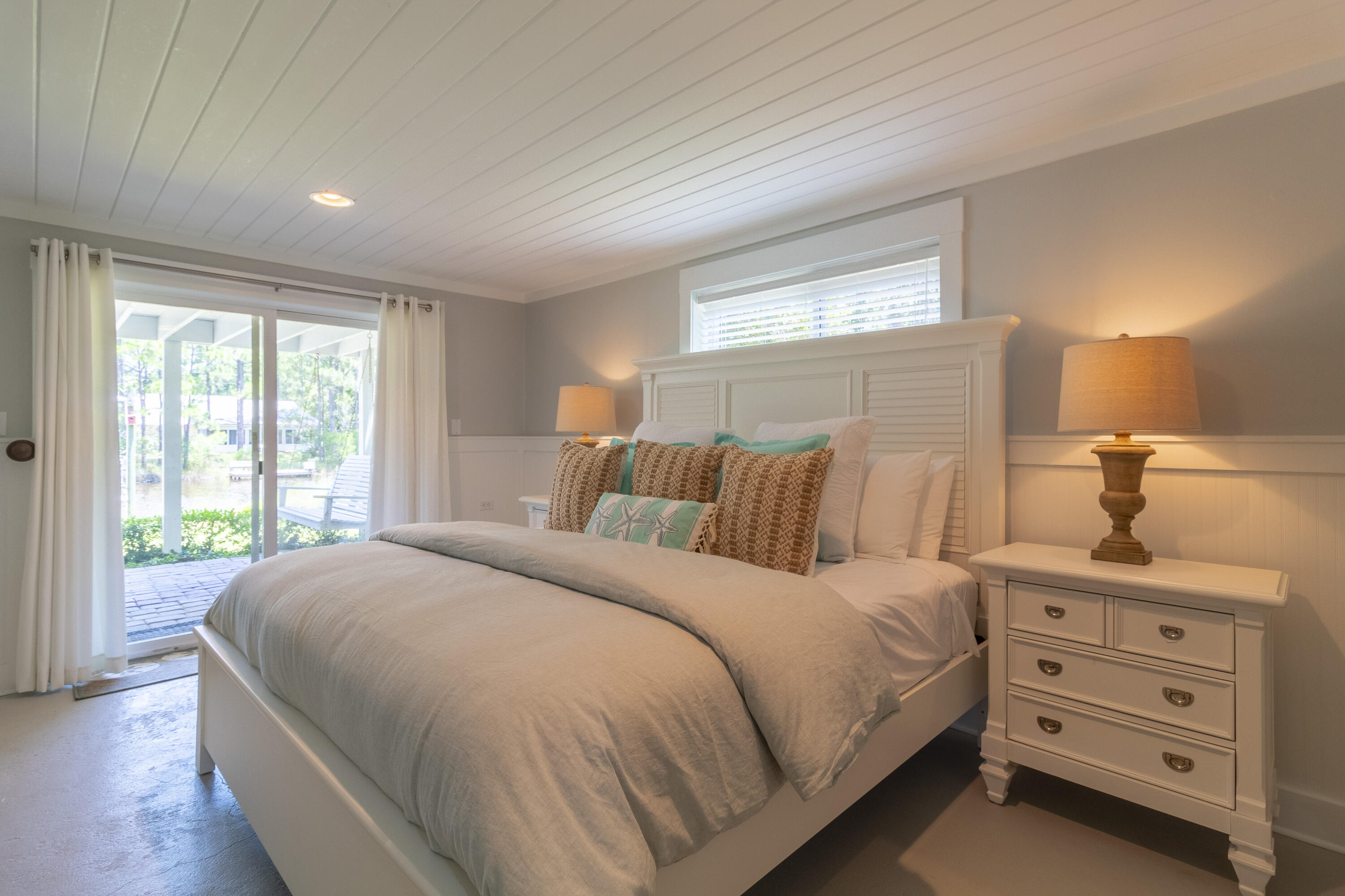 EASTERN LAKE ESTATES - Residential