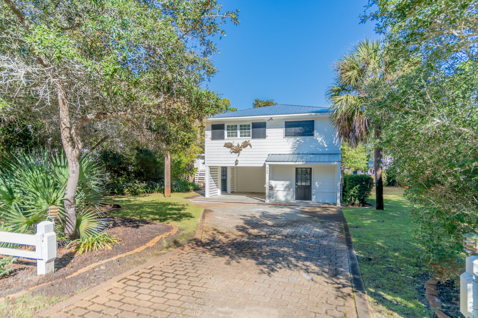 EASTERN LAKE ESTATES - Residential