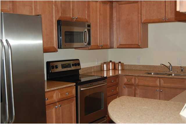 SHELL HARBOR CONDOMI - Residential Lease
