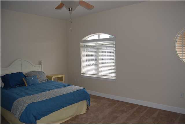 SHELL HARBOR CONDOMI - Residential Lease