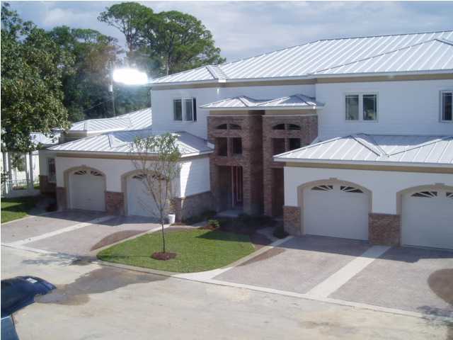 **MOVING SPECIAL** Beautiful almost new two story condo! Unit has tile floors throughout and carpeting in bedrooms, stainless steel appliances, marble bath, separate shower and tub, silver-stone counter-tops, 9 foot ceilings, built-in microwave, washer & dryer. Common area maintenance included in rent. Available 11/24/2014