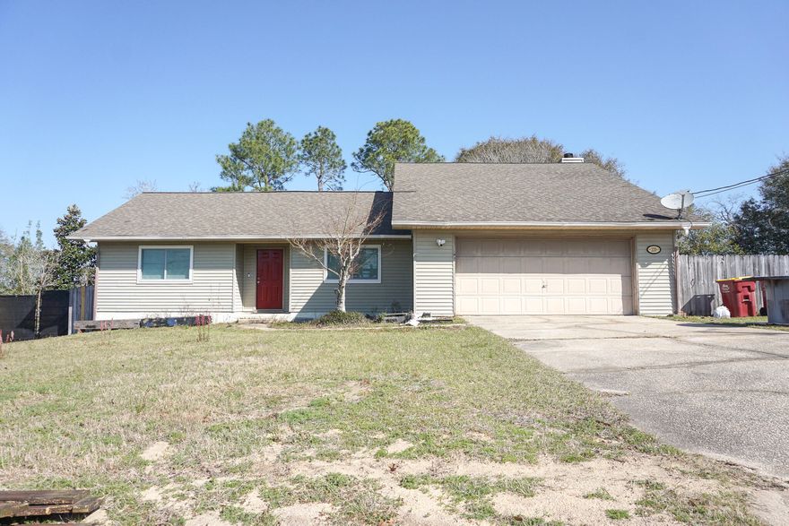 Available 4/15/25! Welcome to 220 Westview, 3bed/2bath in South Crestview just off of PJ Adams. This home offers spacious living space with an extra FLEX space perfect for an office, gaming setup, and more. Bathroom has recent renovations and matte black fixtures for a modern feel. Garage provides extra storage space and a generous sized fenced-in backyard. Walk-in pantry and walk-in closets in every bedroom! Back deck offers a great entertainment space to enjoy the Florida weather. Pets allowed with non-refundable pet fee and owner approval. Minimum 600 FICO credit score. No smoking or vaping inside. Apply with La Bella Vita today!