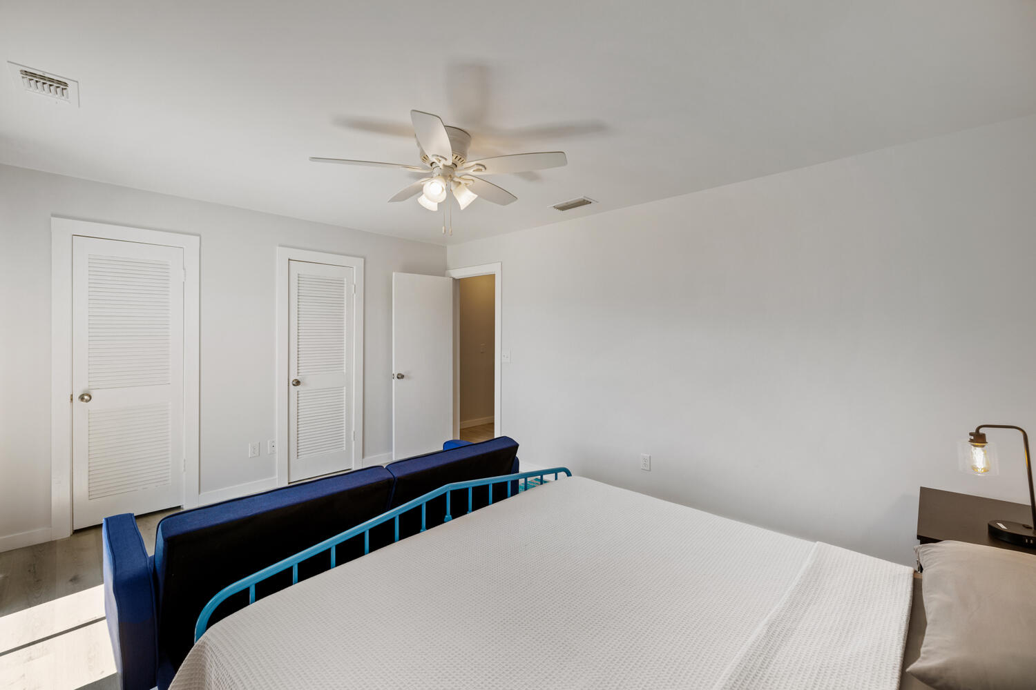 PIRATES COVE INLET - Residential