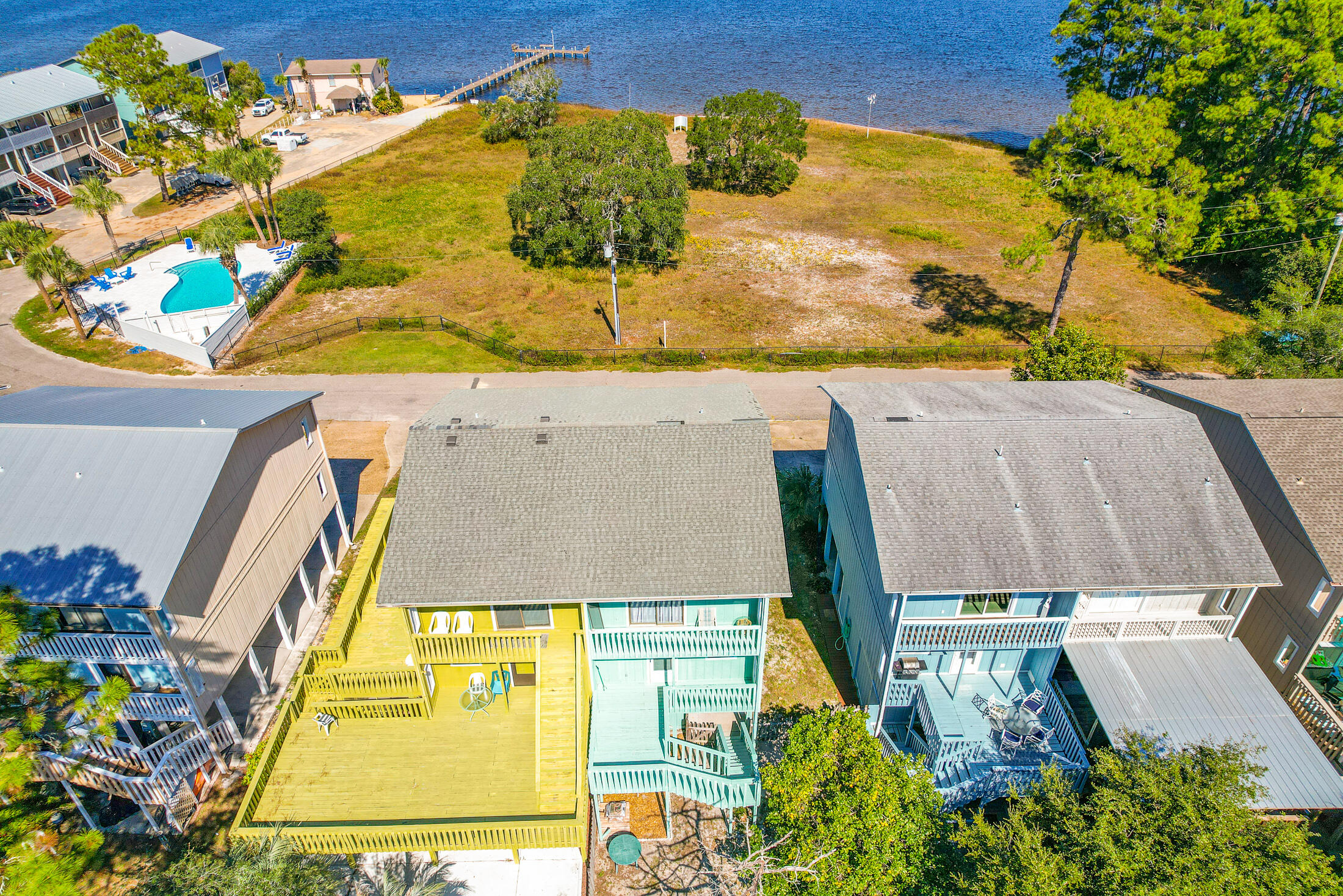 PIRATES COVE INLET - Residential